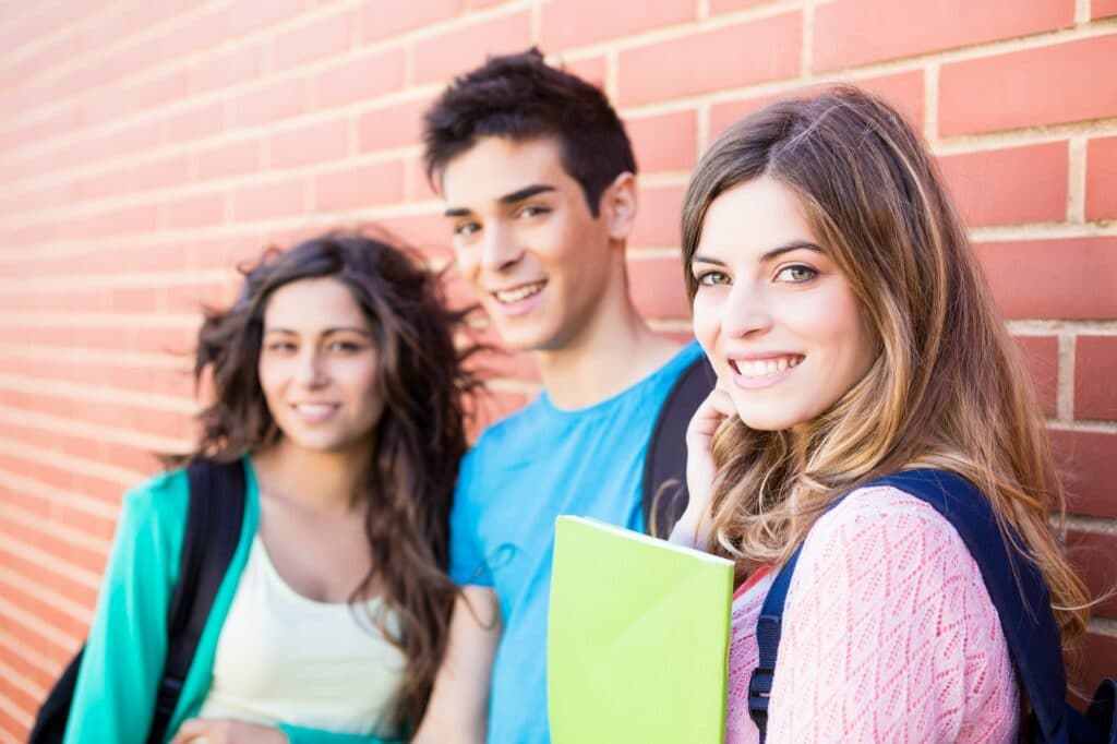 étudiants colocataires